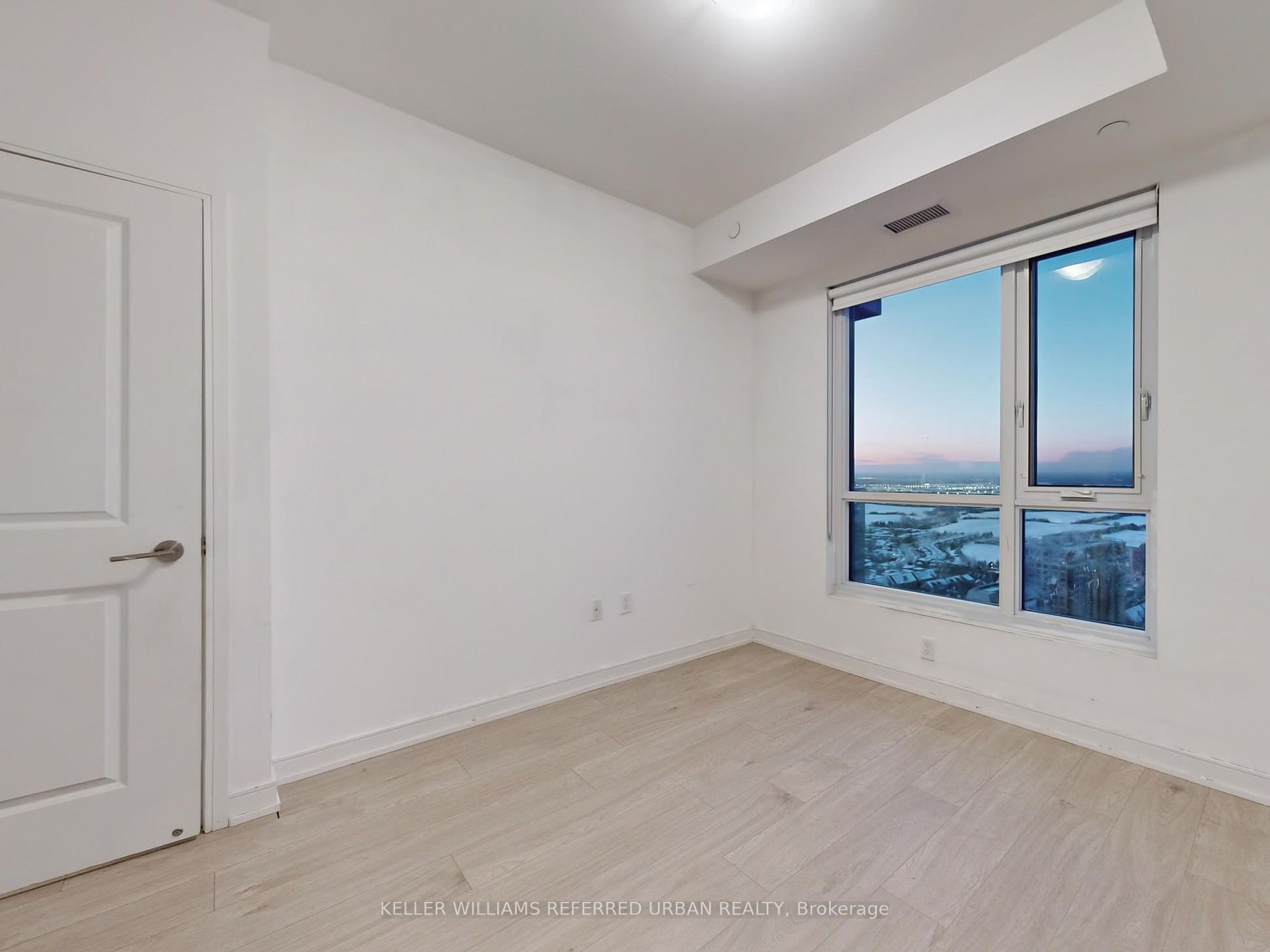 8 Nahani Way #3403