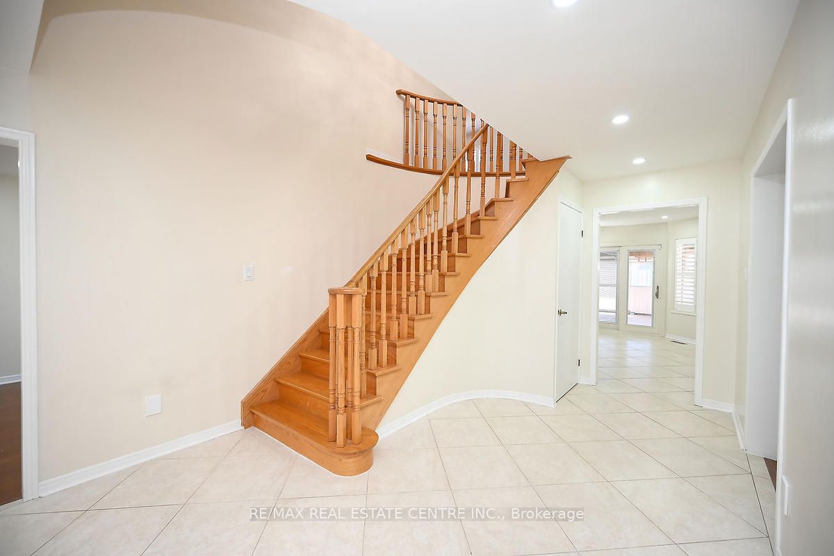 3498 Redmond Rd