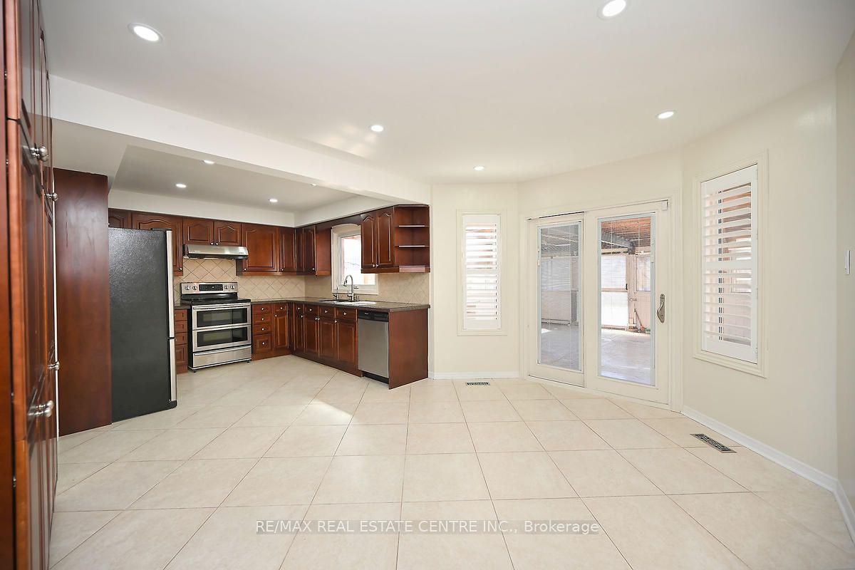 3498 Redmond Rd