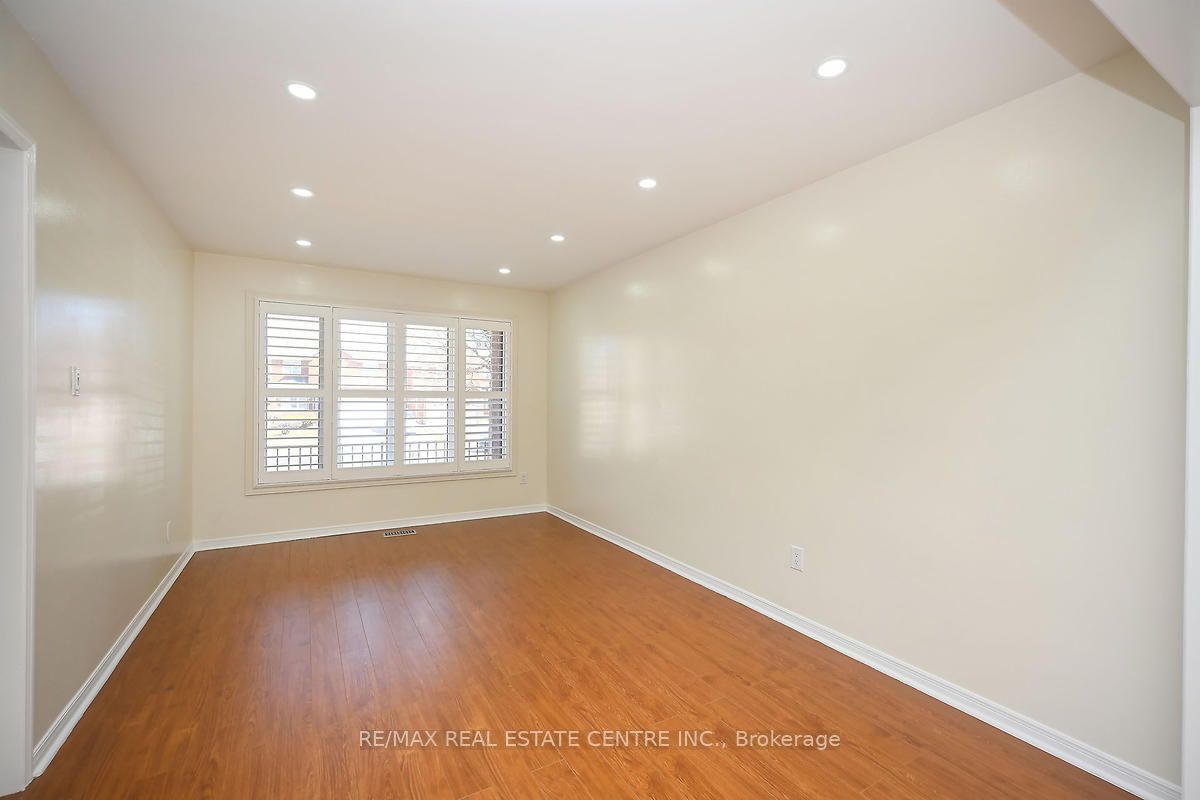 3498 Redmond Rd
