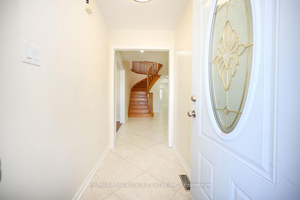 3498 Redmond Rd