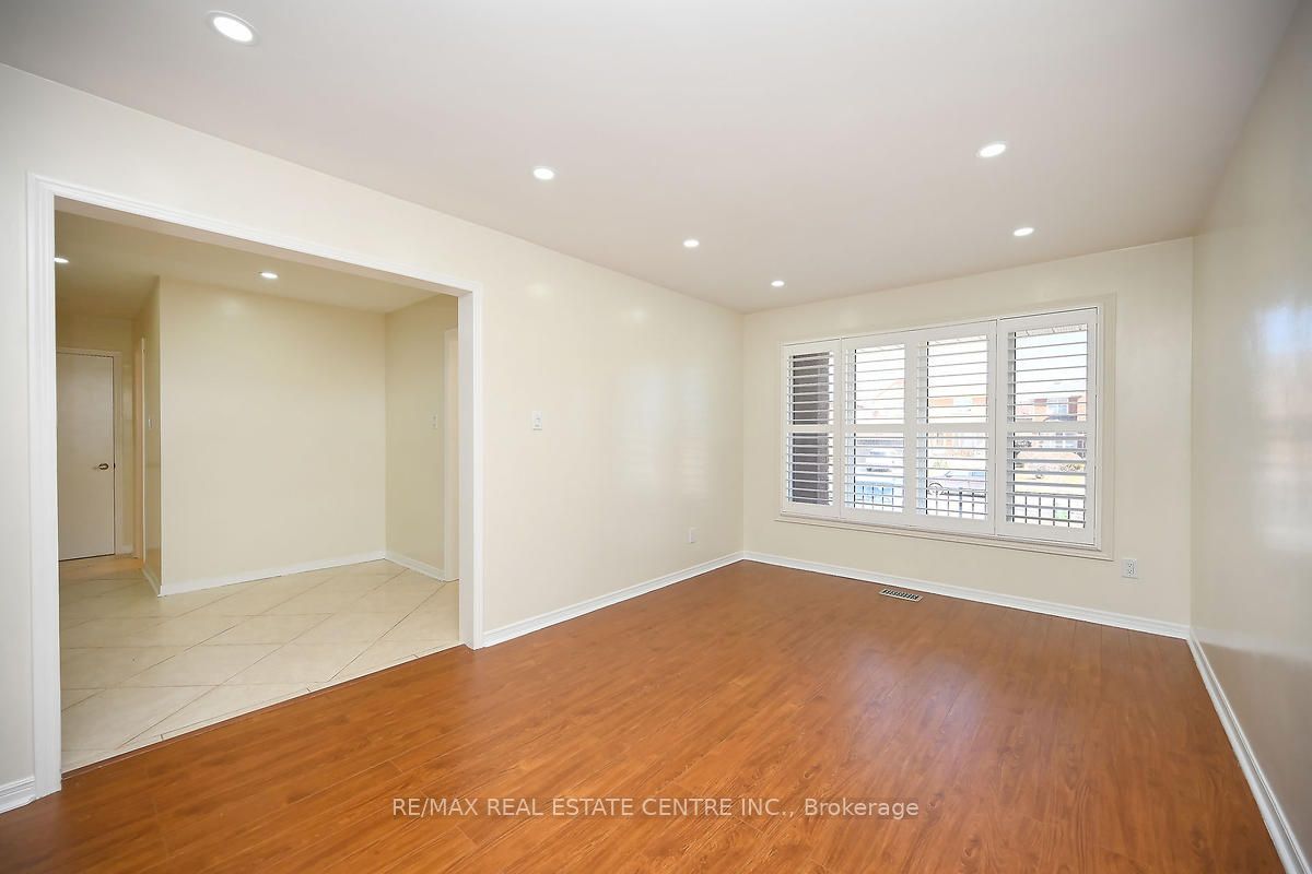 3498 Redmond Rd