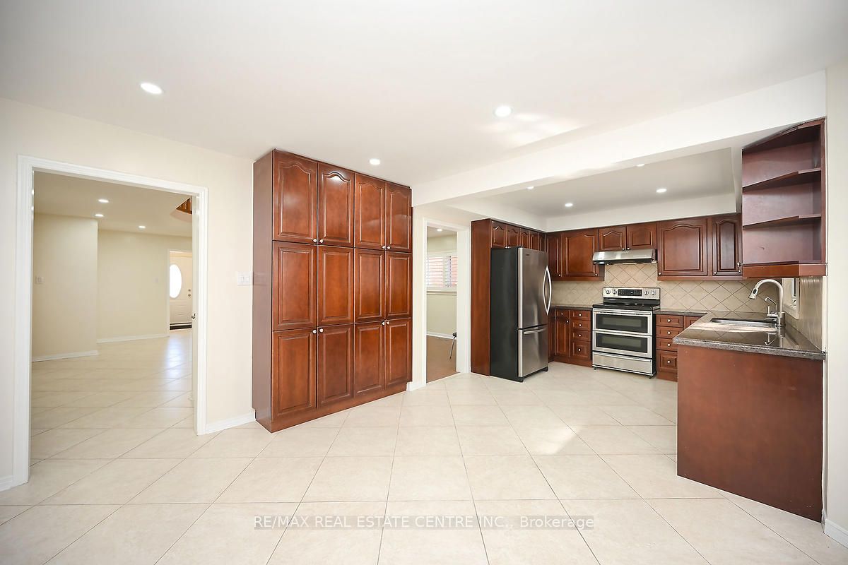3498 Redmond Rd