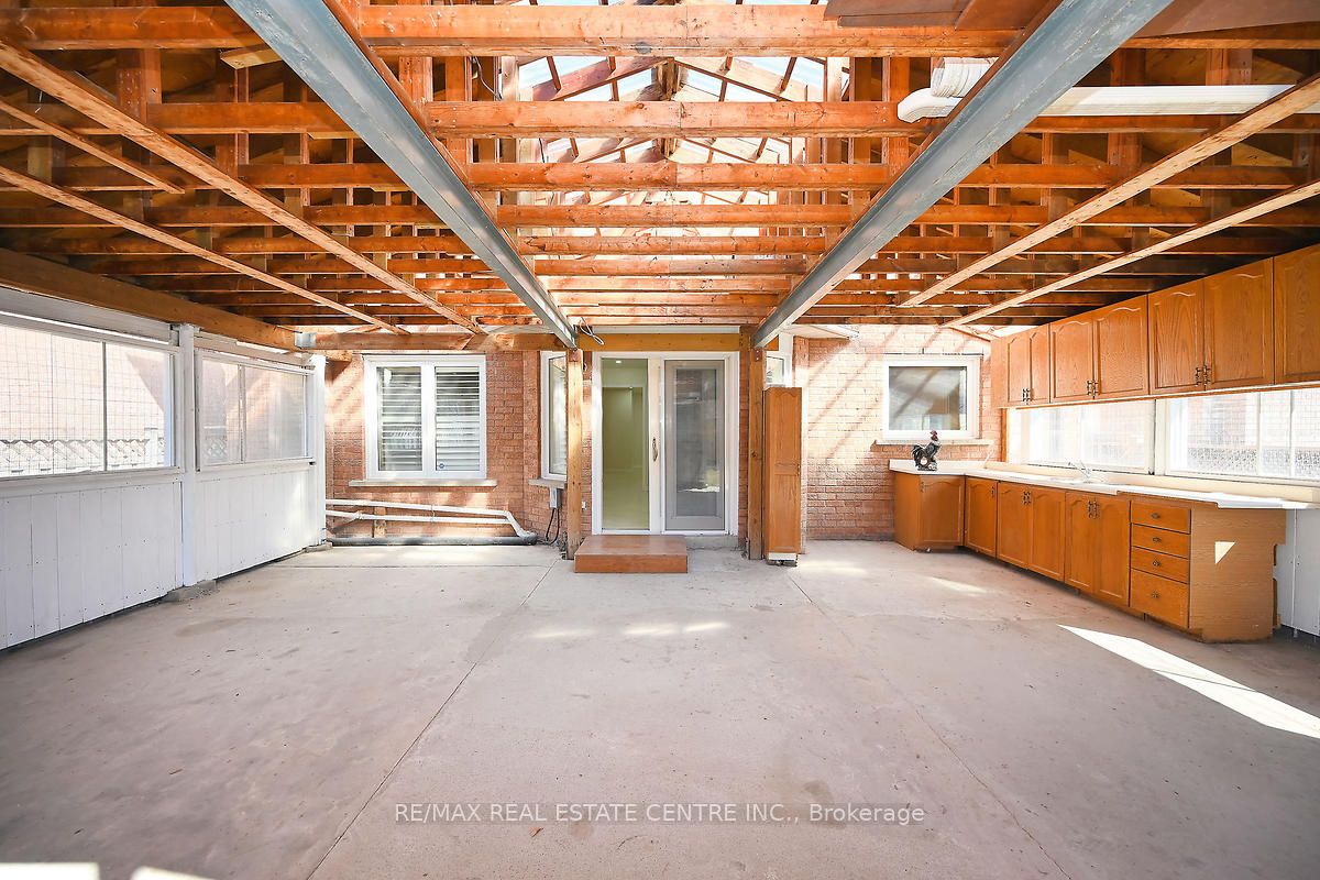 3498 Redmond Rd