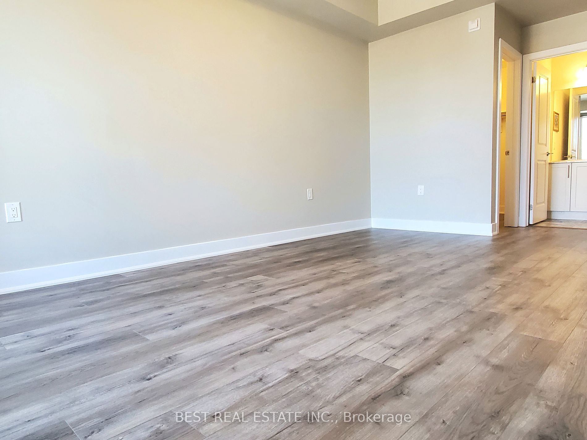 2388 Khalsa Gate, #304