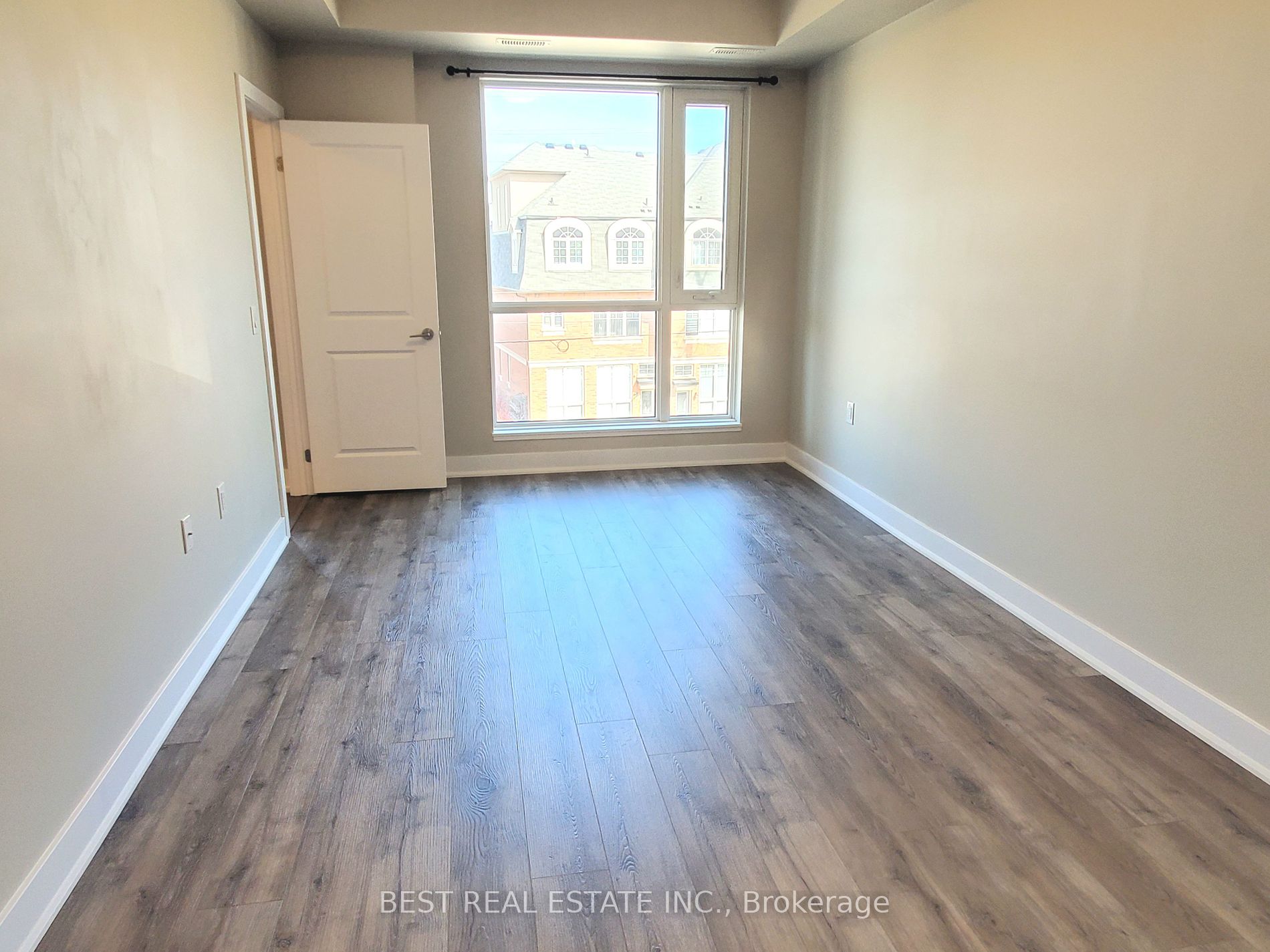 2388 Khalsa Gate, #304