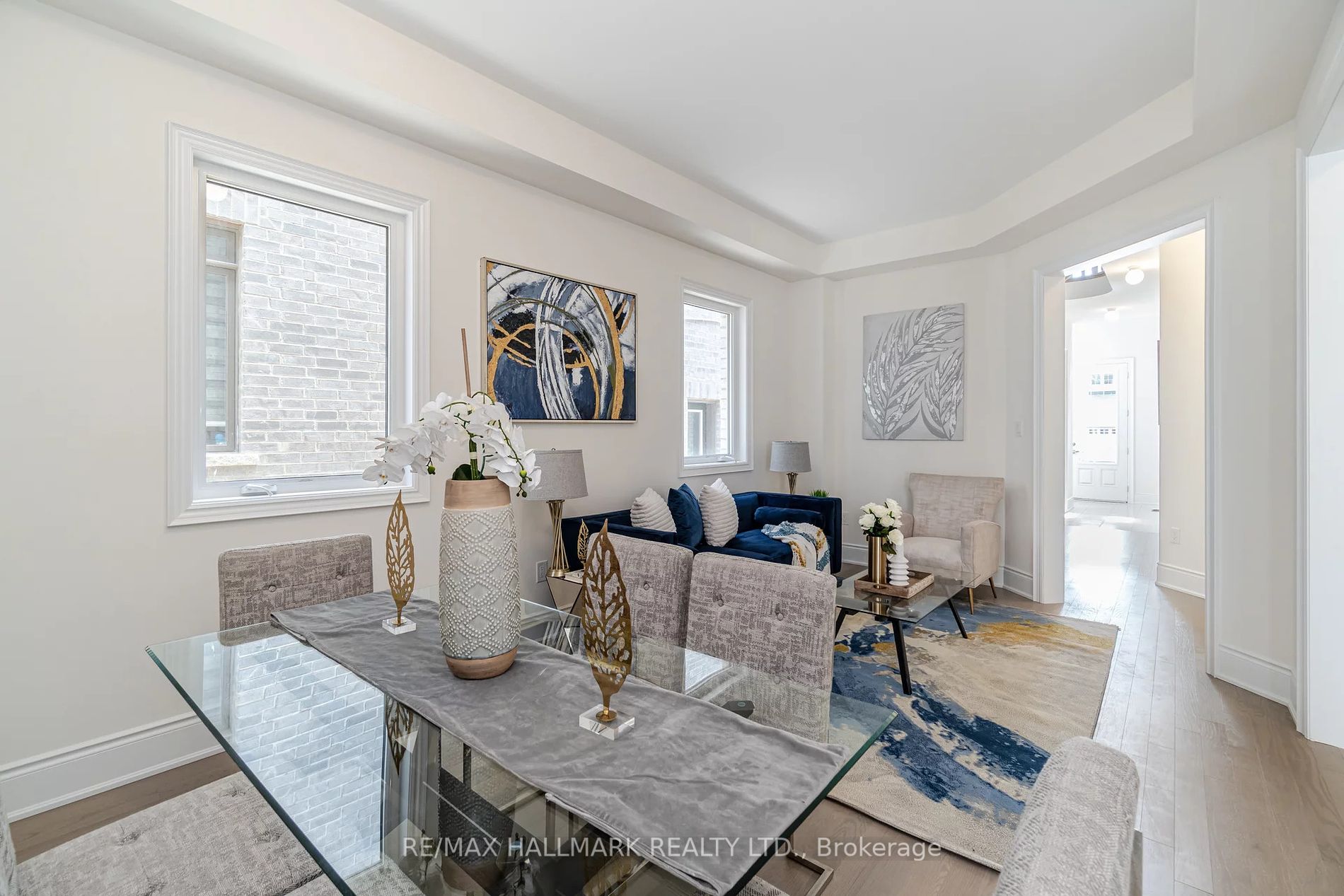 46 Dotchson Ave