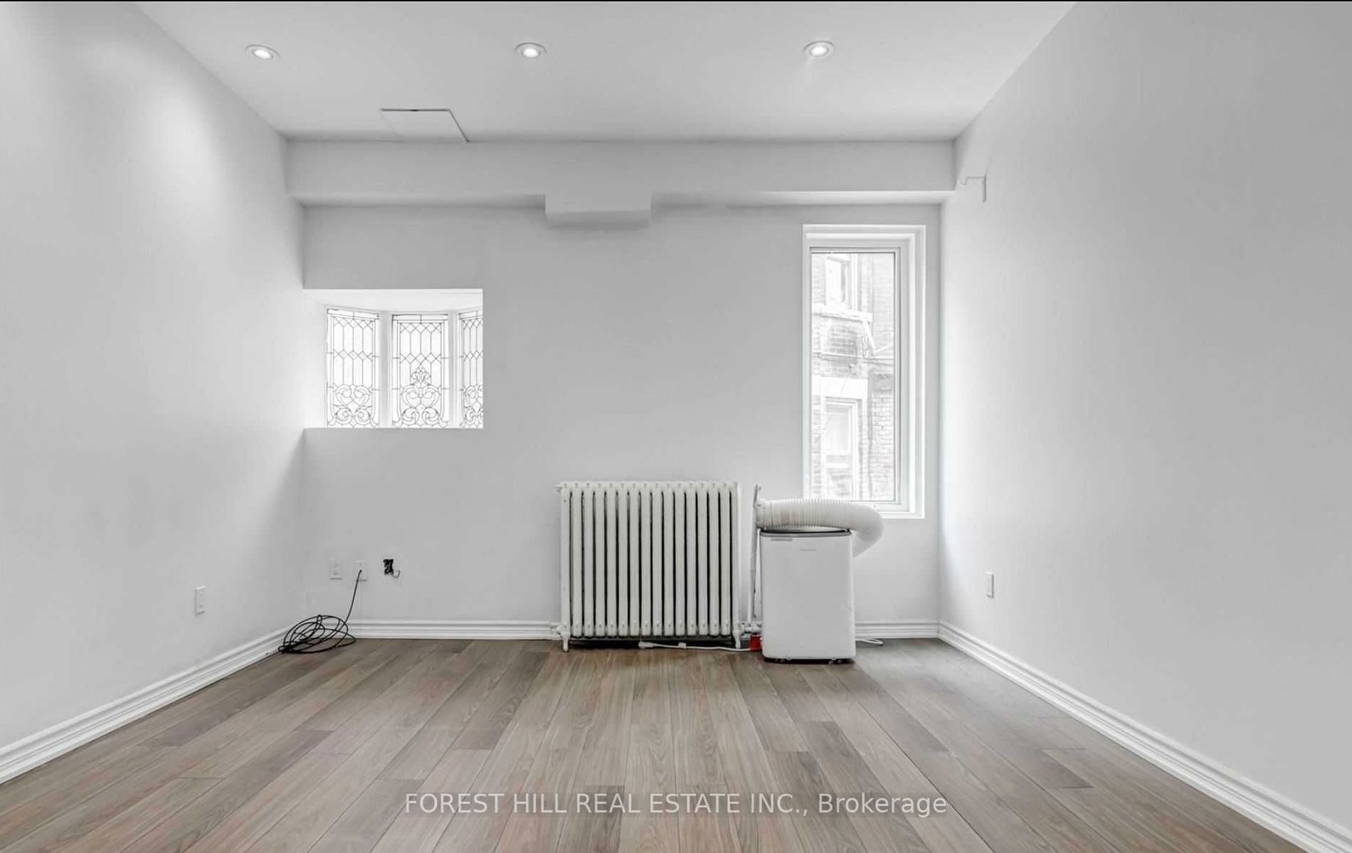 11 Laxton Avenue #101