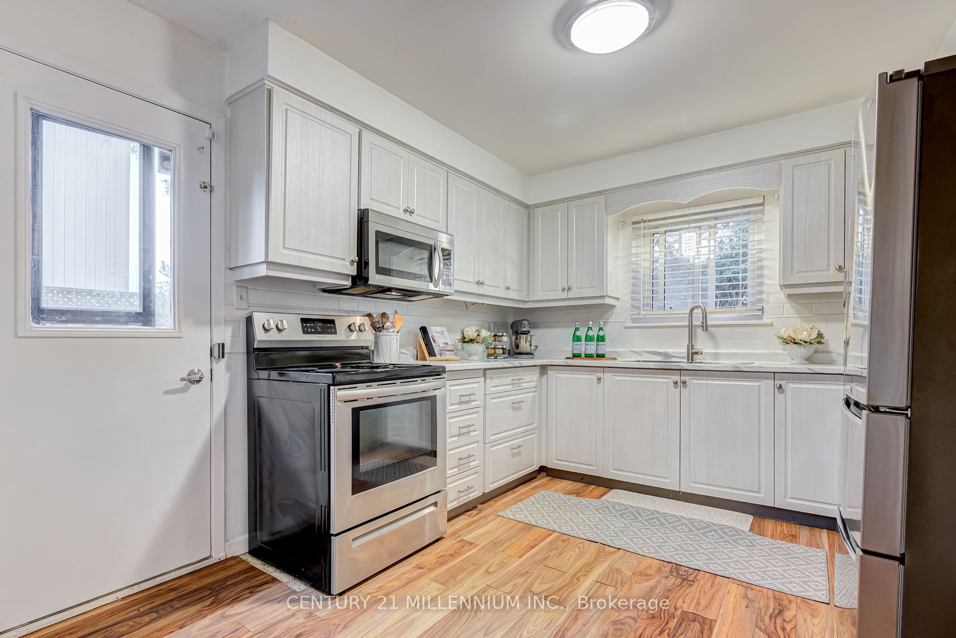 70 Madelaine Cres