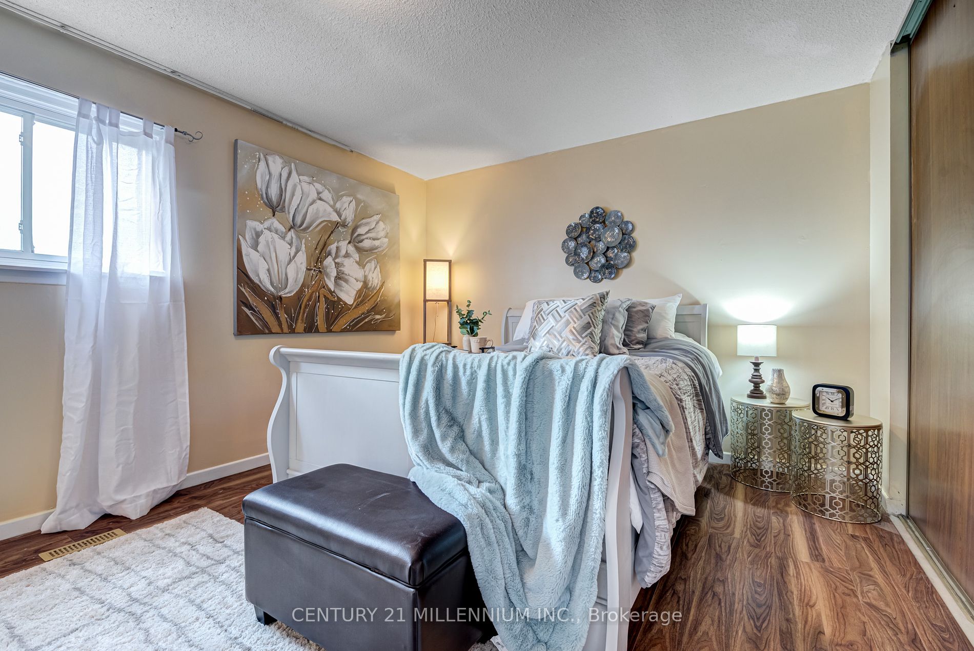 70 Madelaine Cres