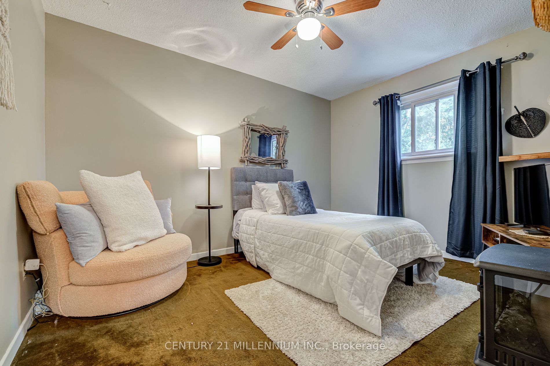 70 Madelaine Cres