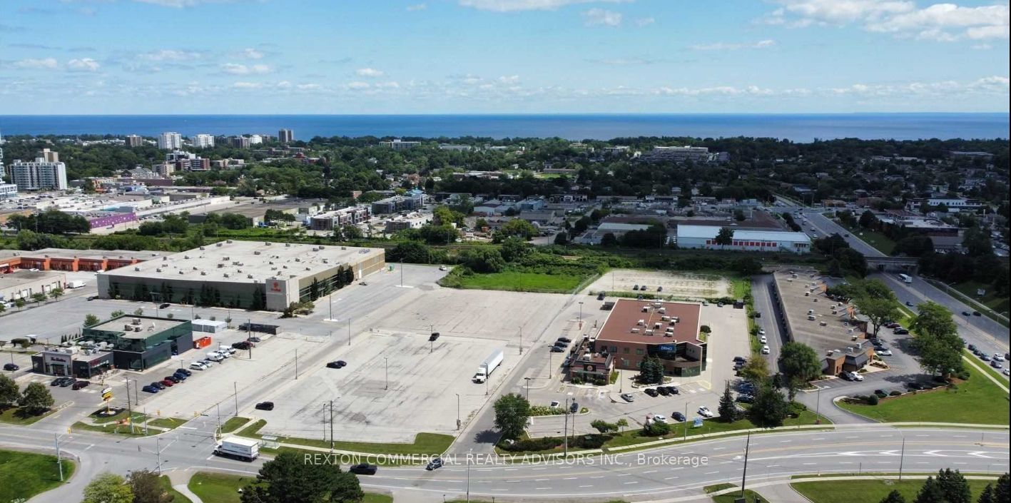 240 Wyecroft Rd, #103