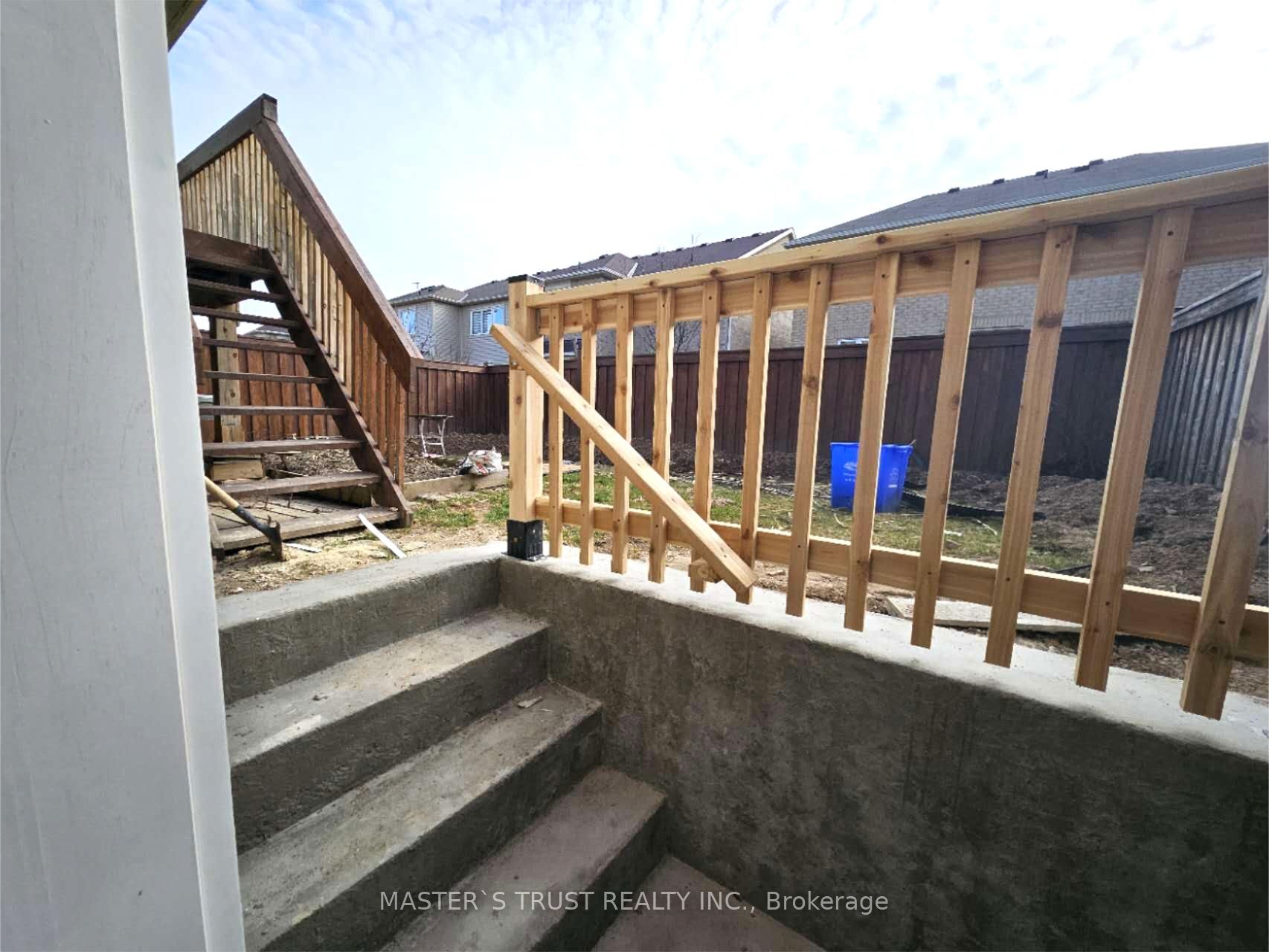 518 wettlaufer Terrace