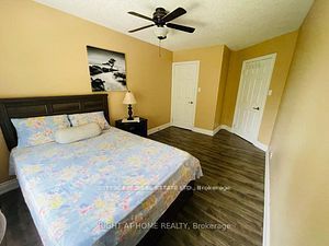 271 Thompson Rd
