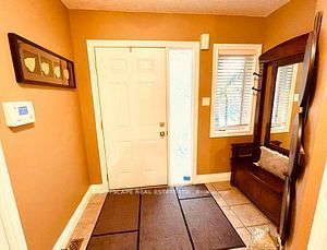 271 Thompson Rd