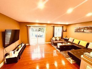 271 Thompson Rd
