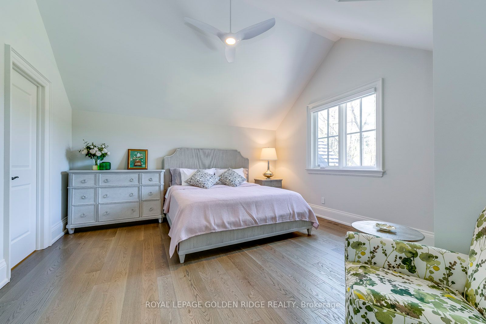367 Maple Grove Dr