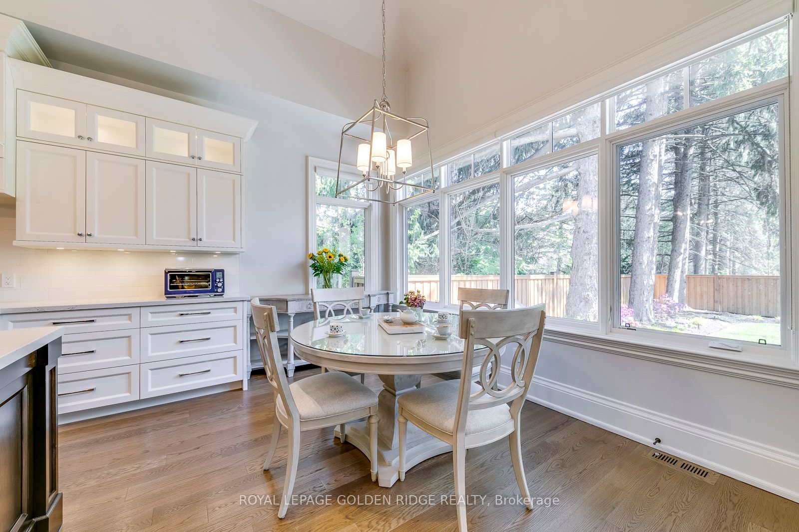 367 Maple Grove Dr