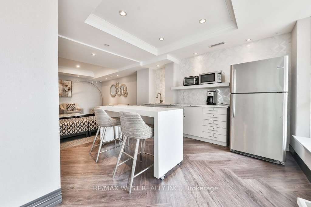 40 Old Mill Road, #304
