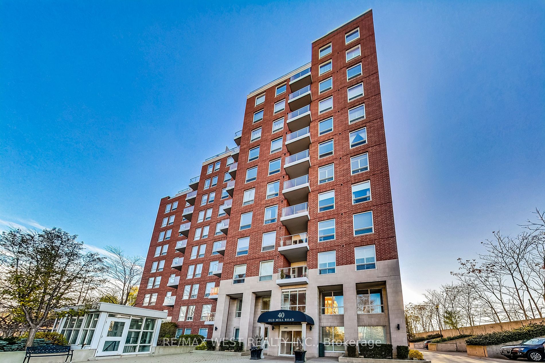 40 Old Mill Road, #304