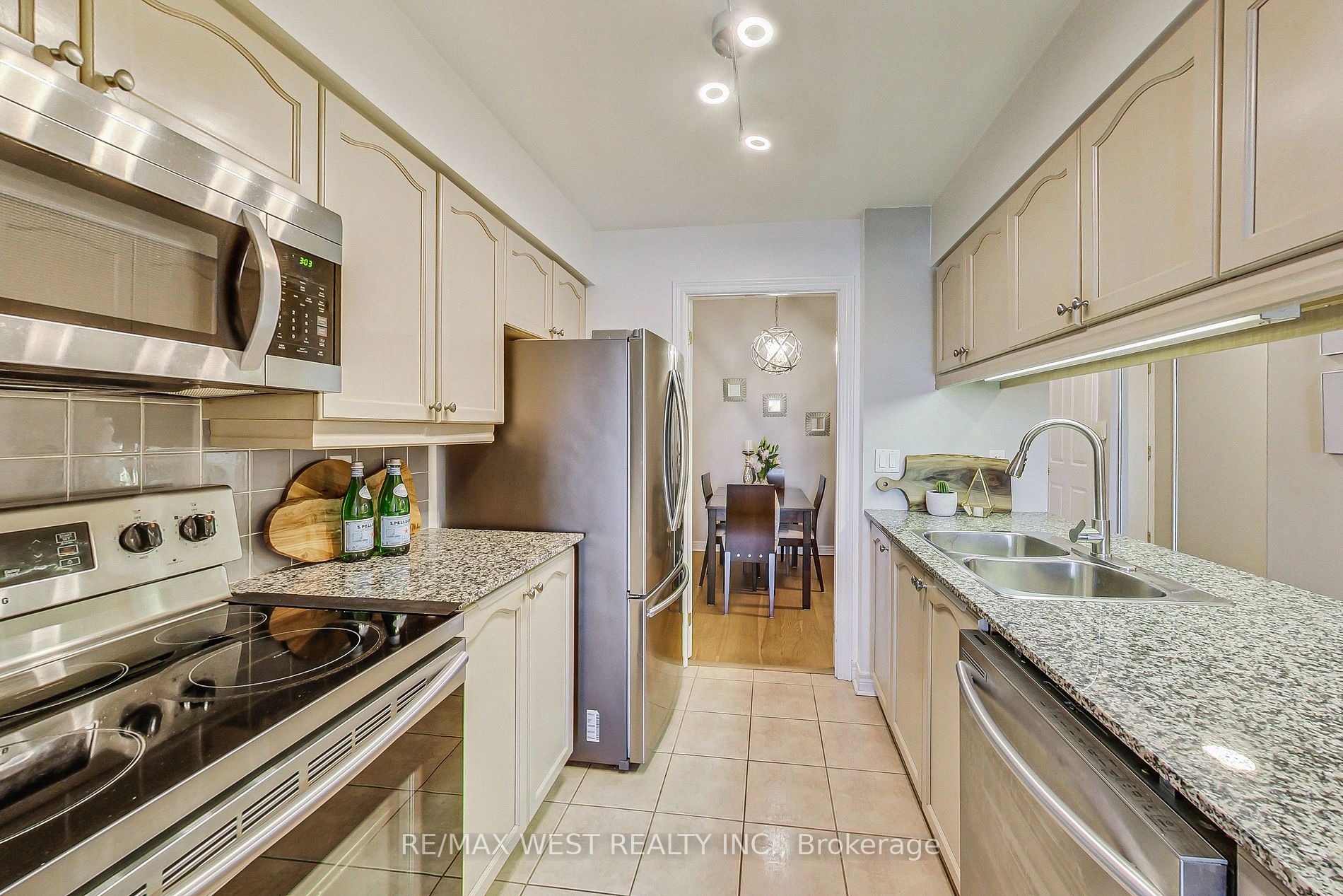 40 Old Mill Road, #304