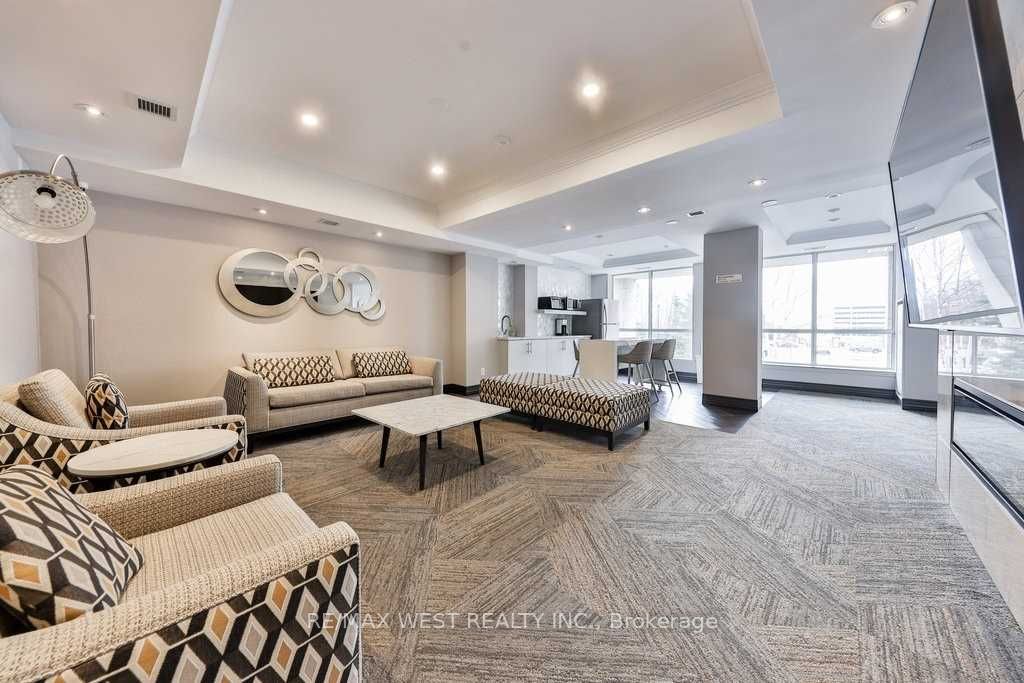 40 Old Mill Road, #304