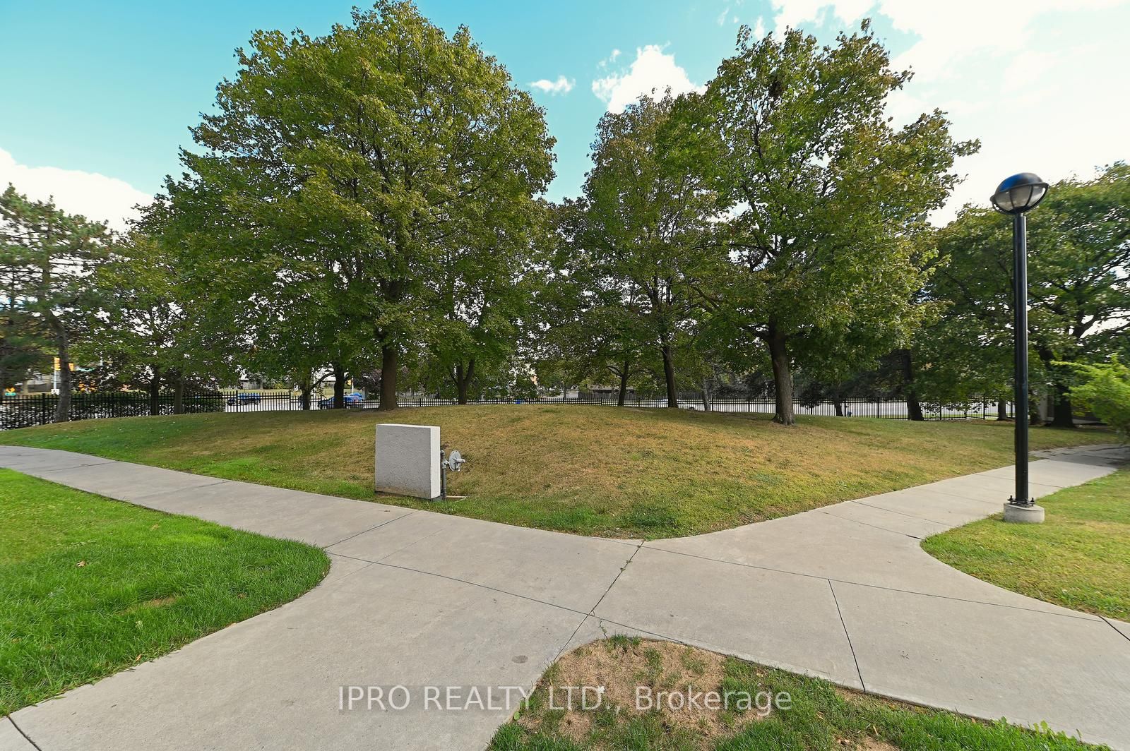 4 Lisa Street, #511