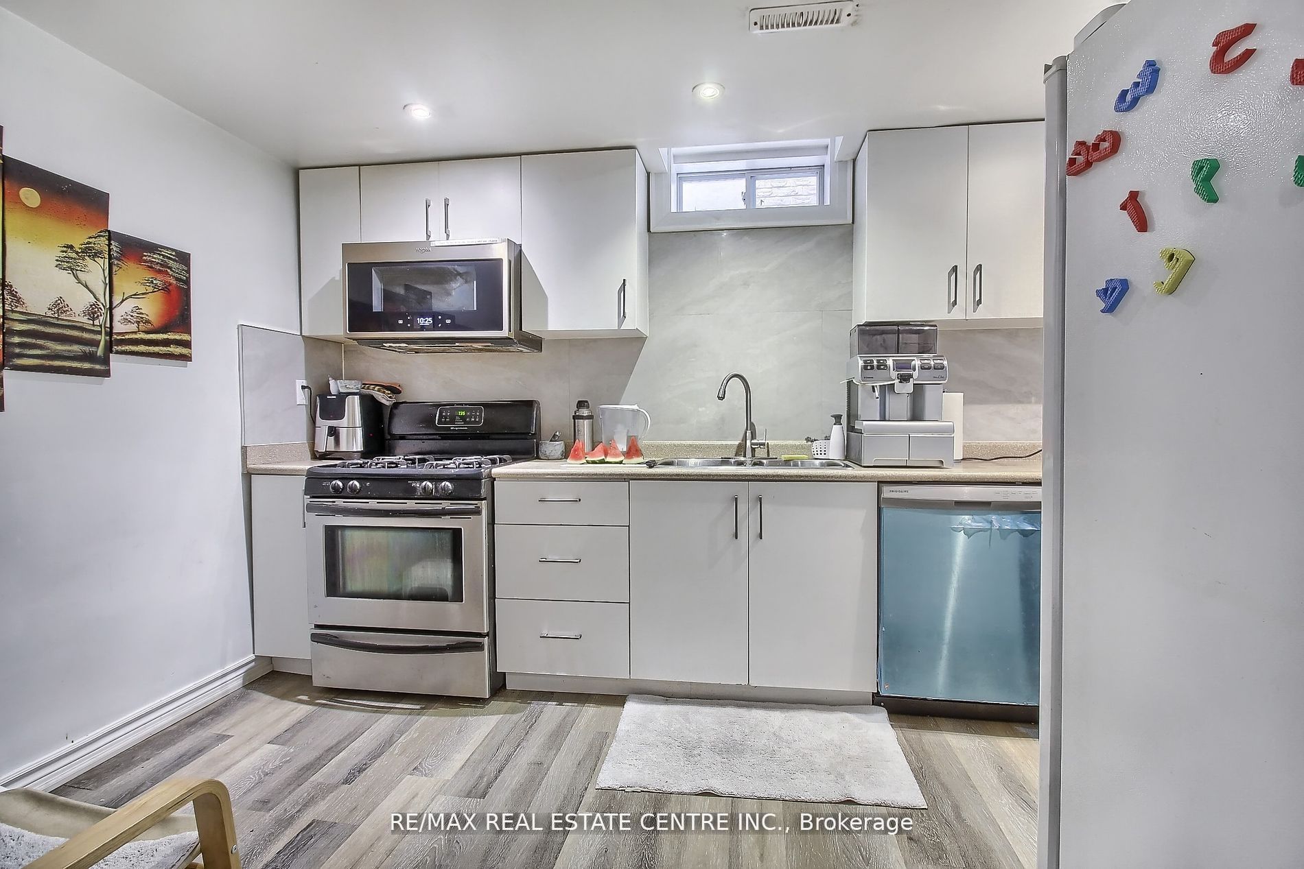 4484 Jenkins Crescent