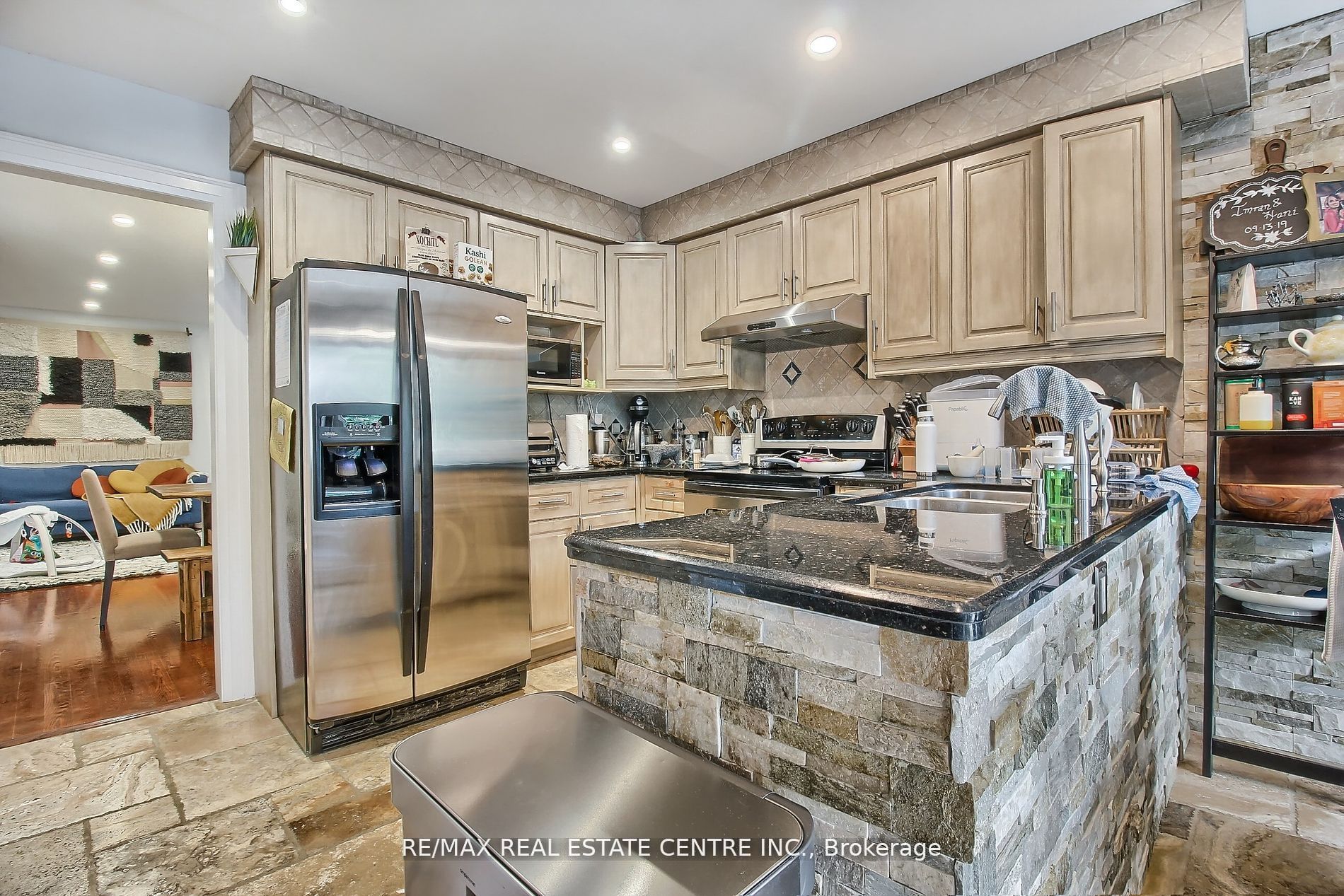 4484 Jenkins Crescent
