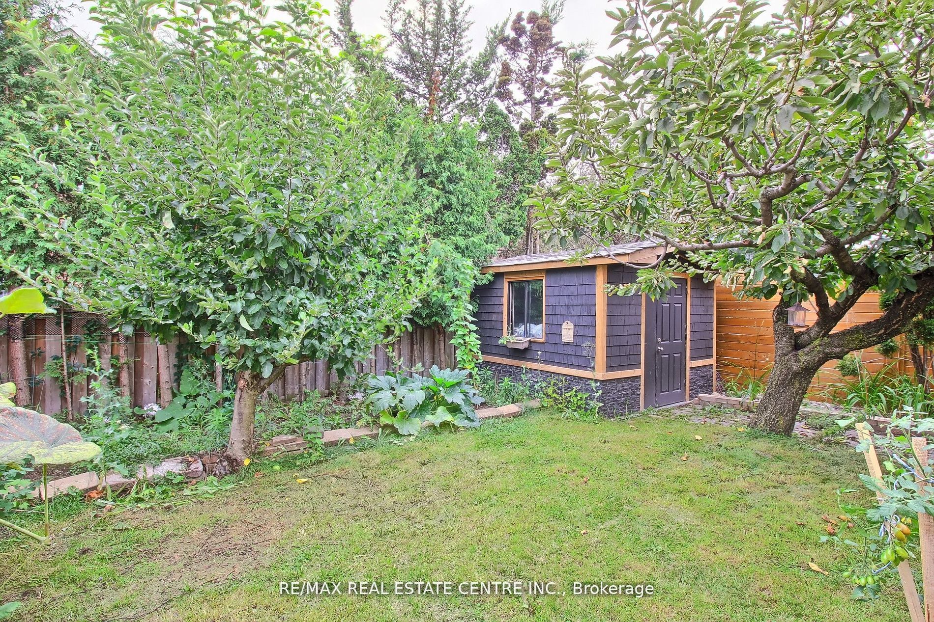 4484 Jenkins Crescent
