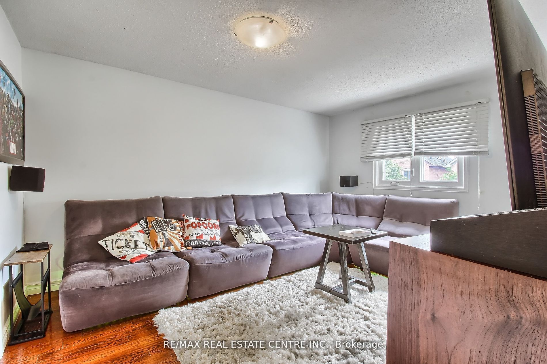 4484 Jenkins Crescent