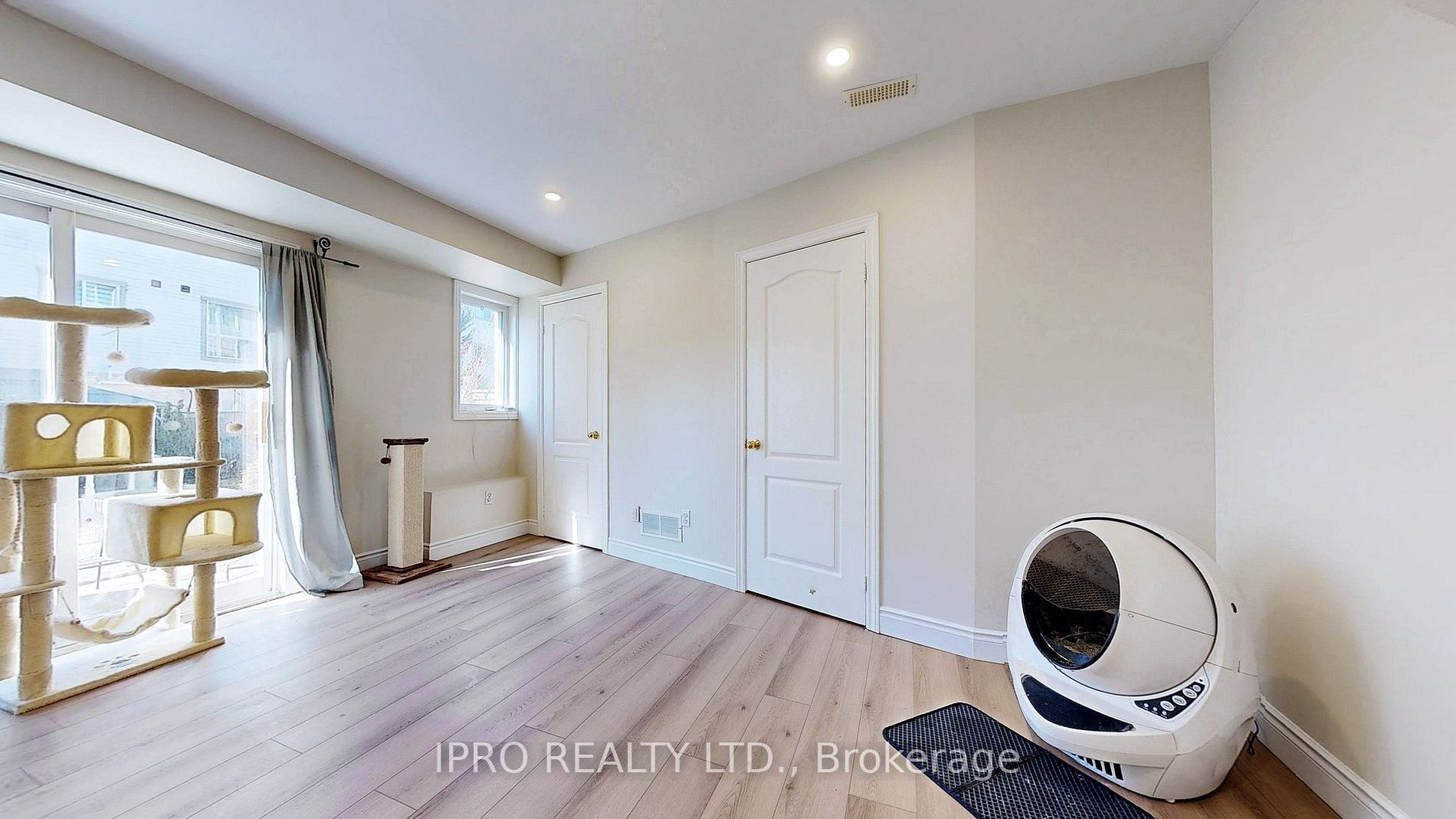 7284 Bellshire Gate, #3