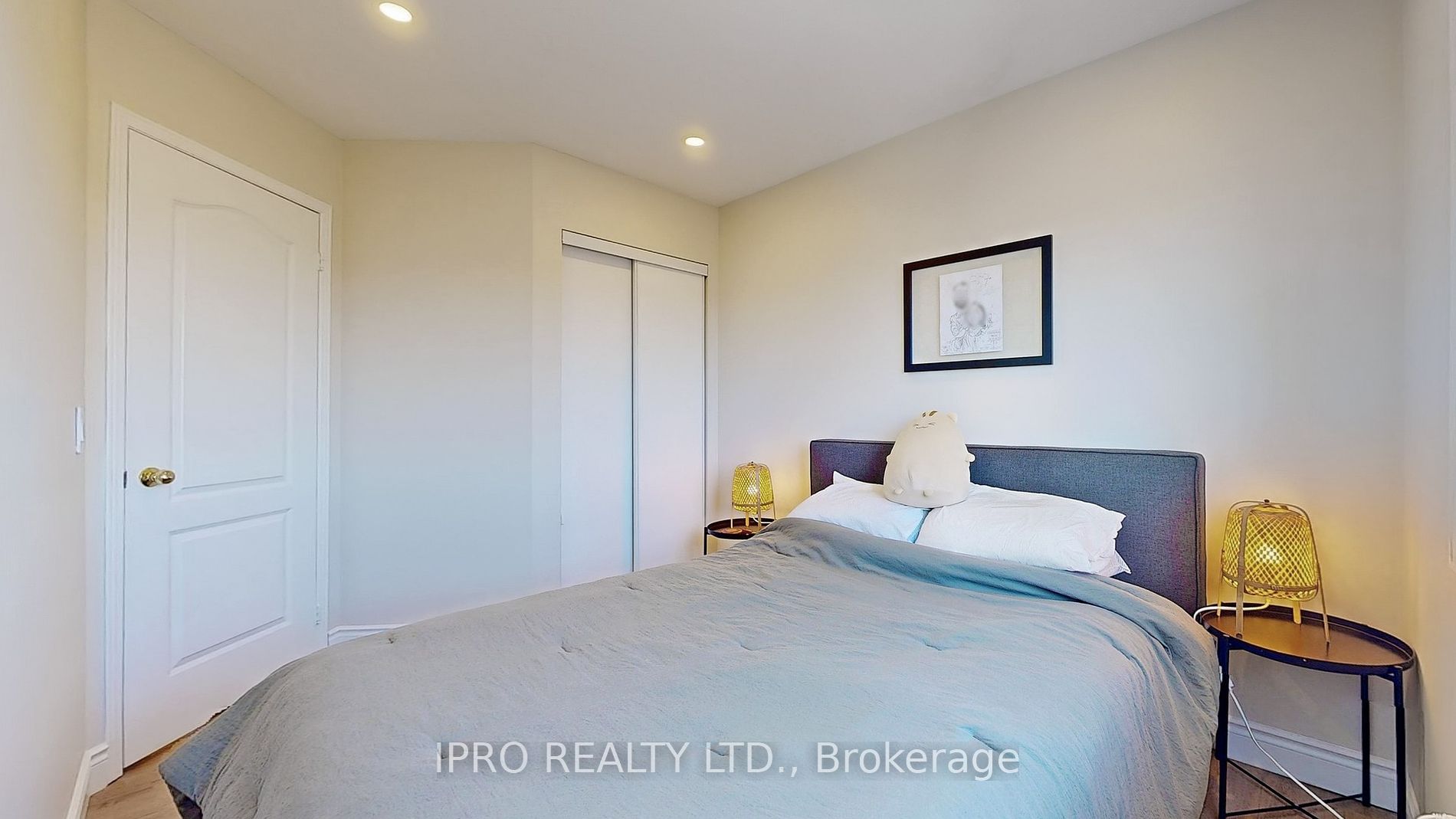 7284 Bellshire Gate, #3