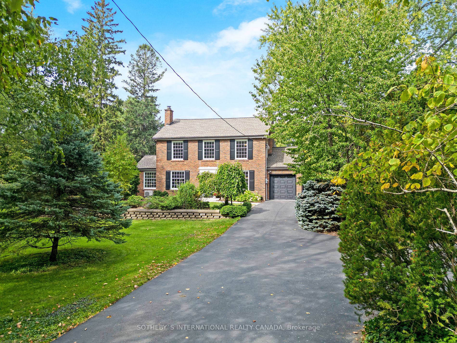 8163 10 Side Road