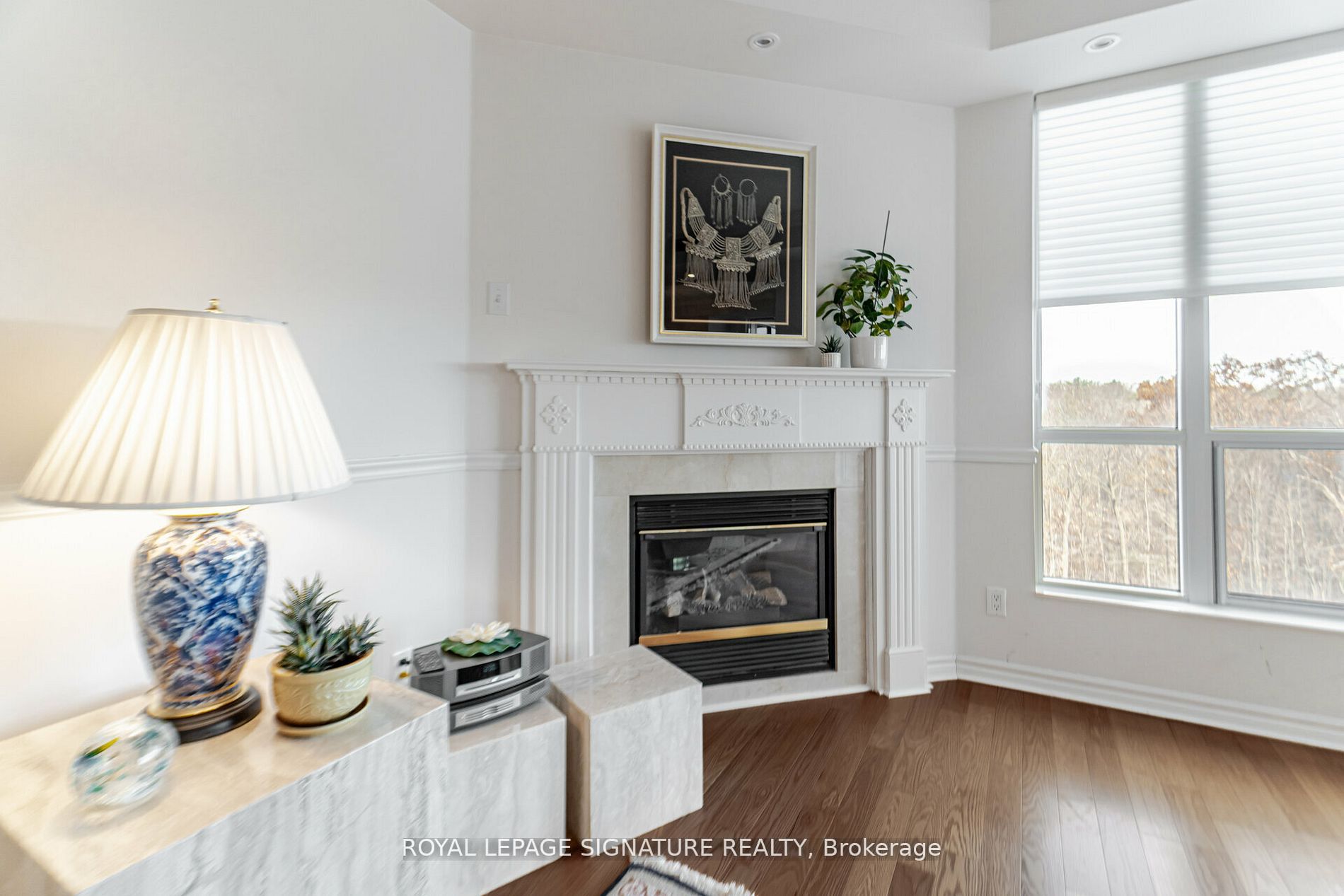 1900 The Collegeway S, #601