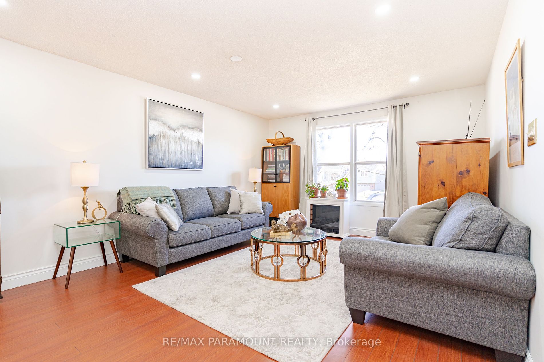 219 Rutherford Road N