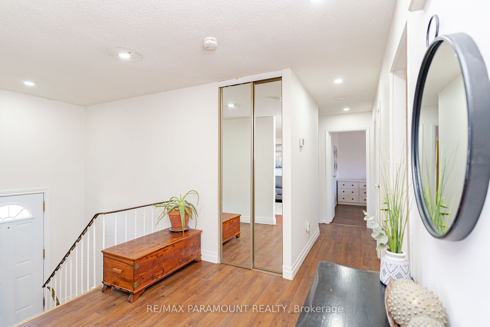 219 Rutherford Road N