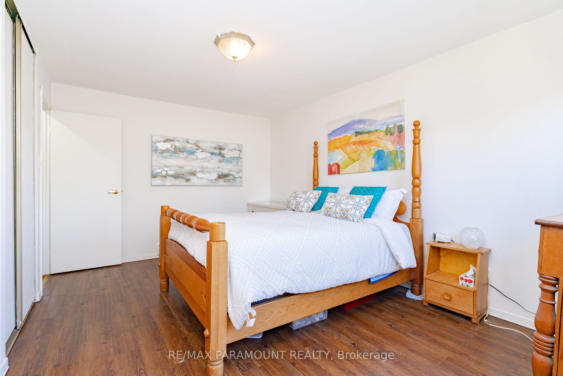 219 Rutherford Road N