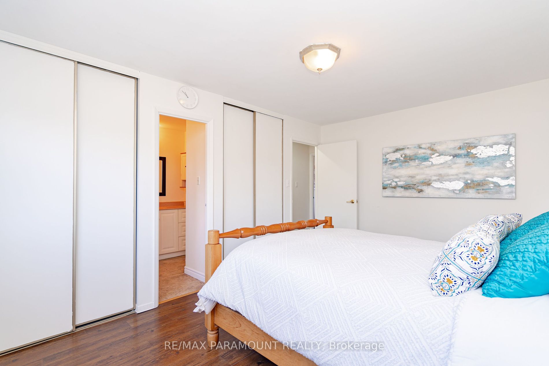 219 Rutherford Road N