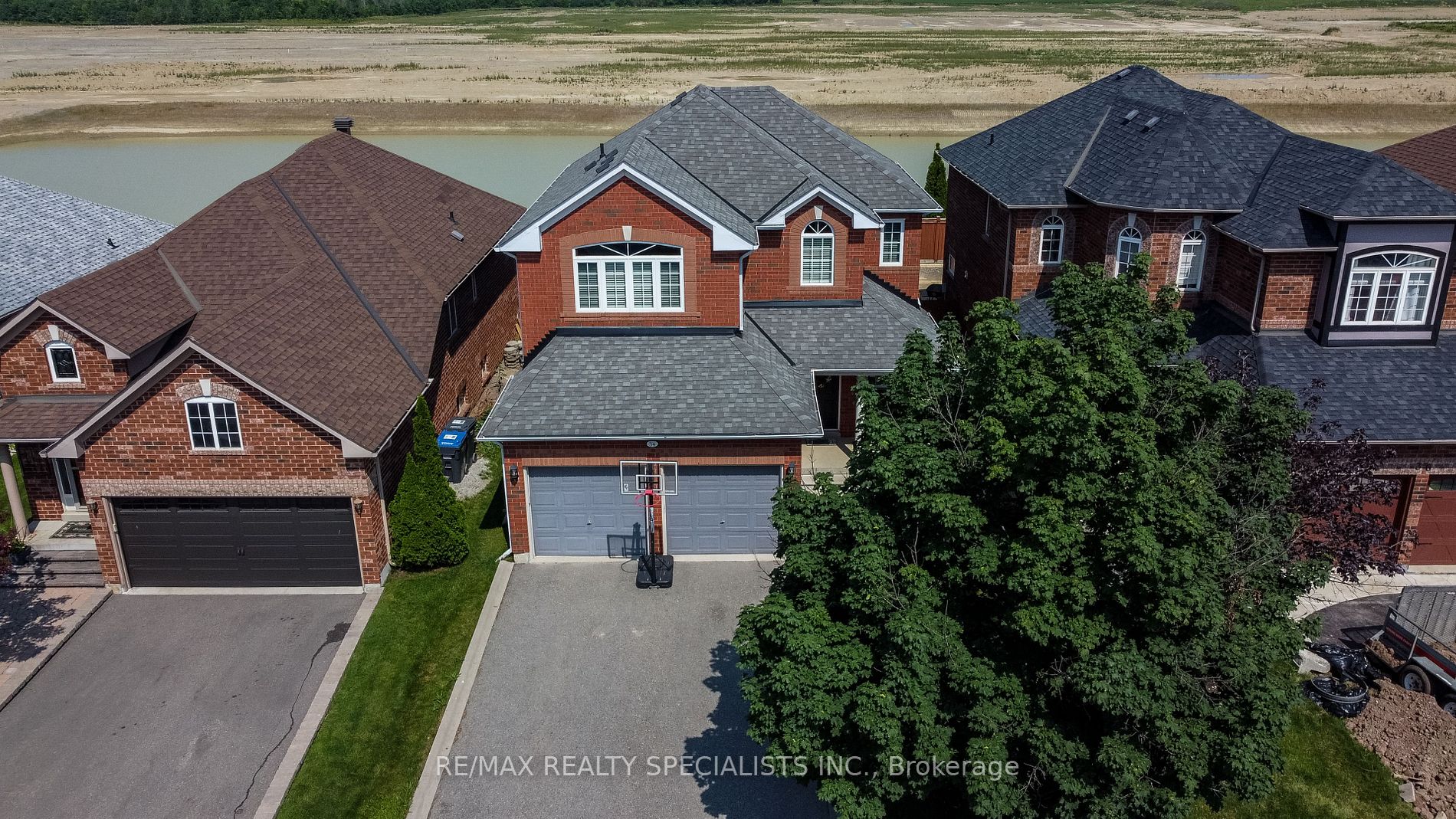 34 Collingwood Ave