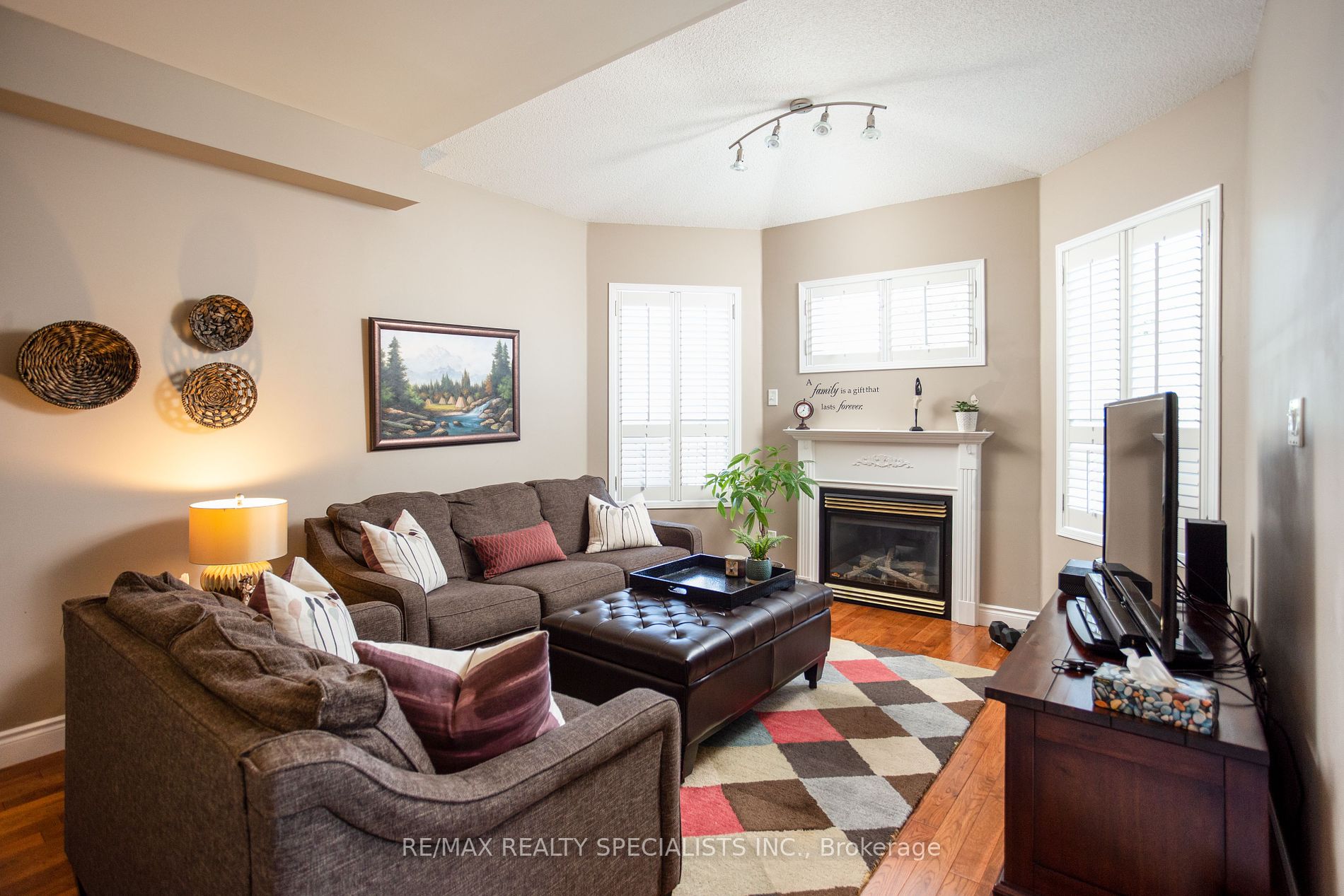 34 Collingwood Ave