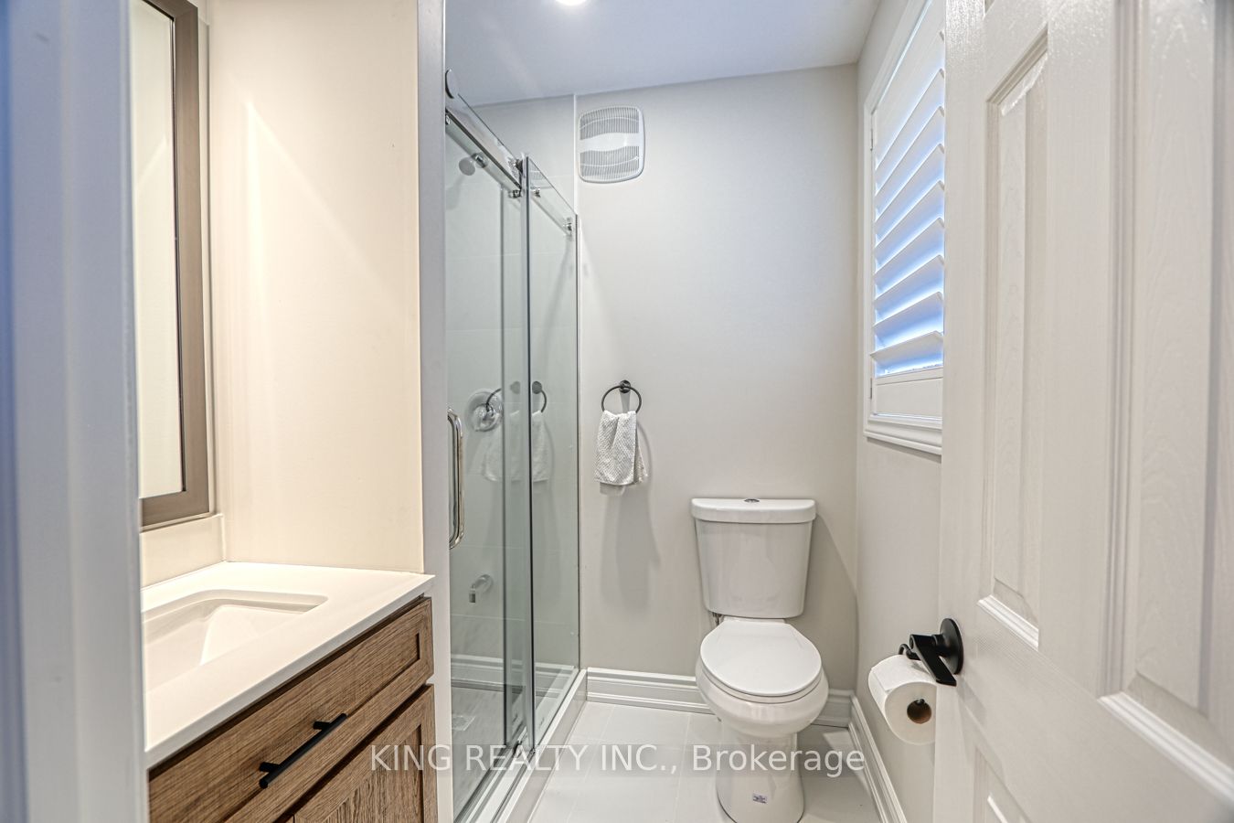 401 Dorchester Cres