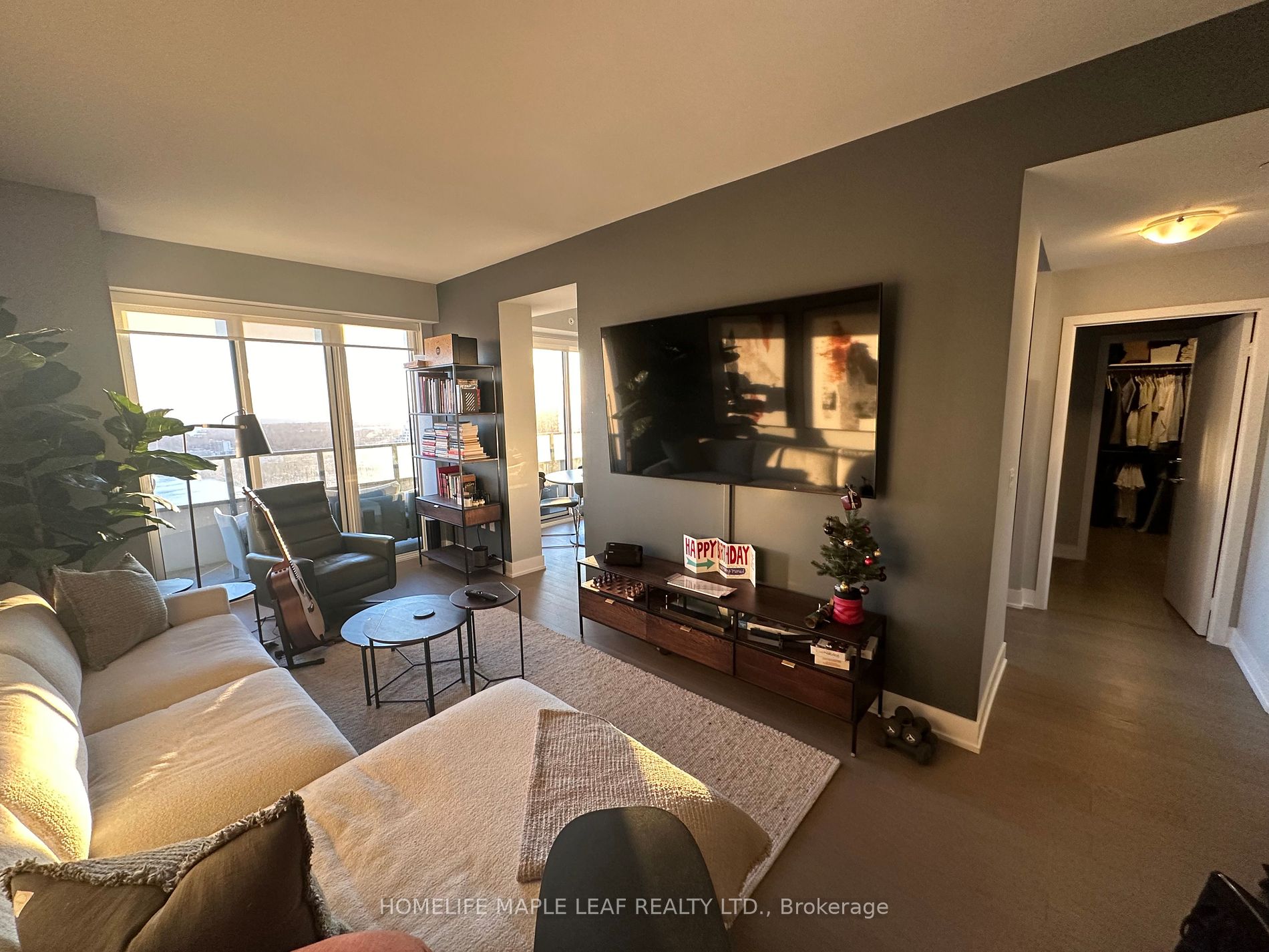 20 Shore Breeze Drive #3510