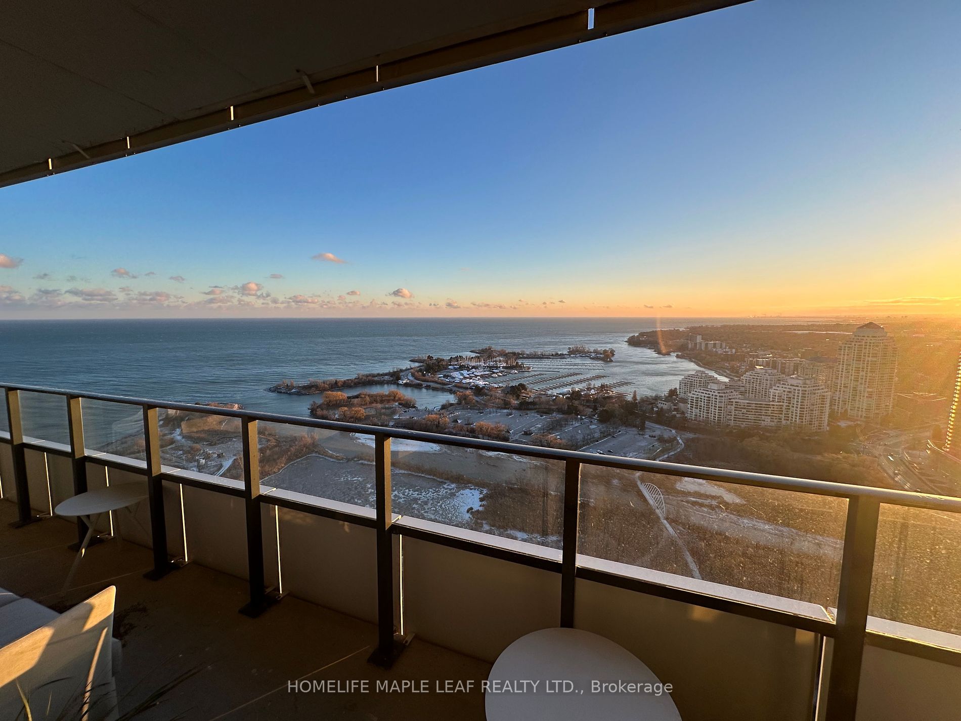 20 Shore Breeze Drive #3510
