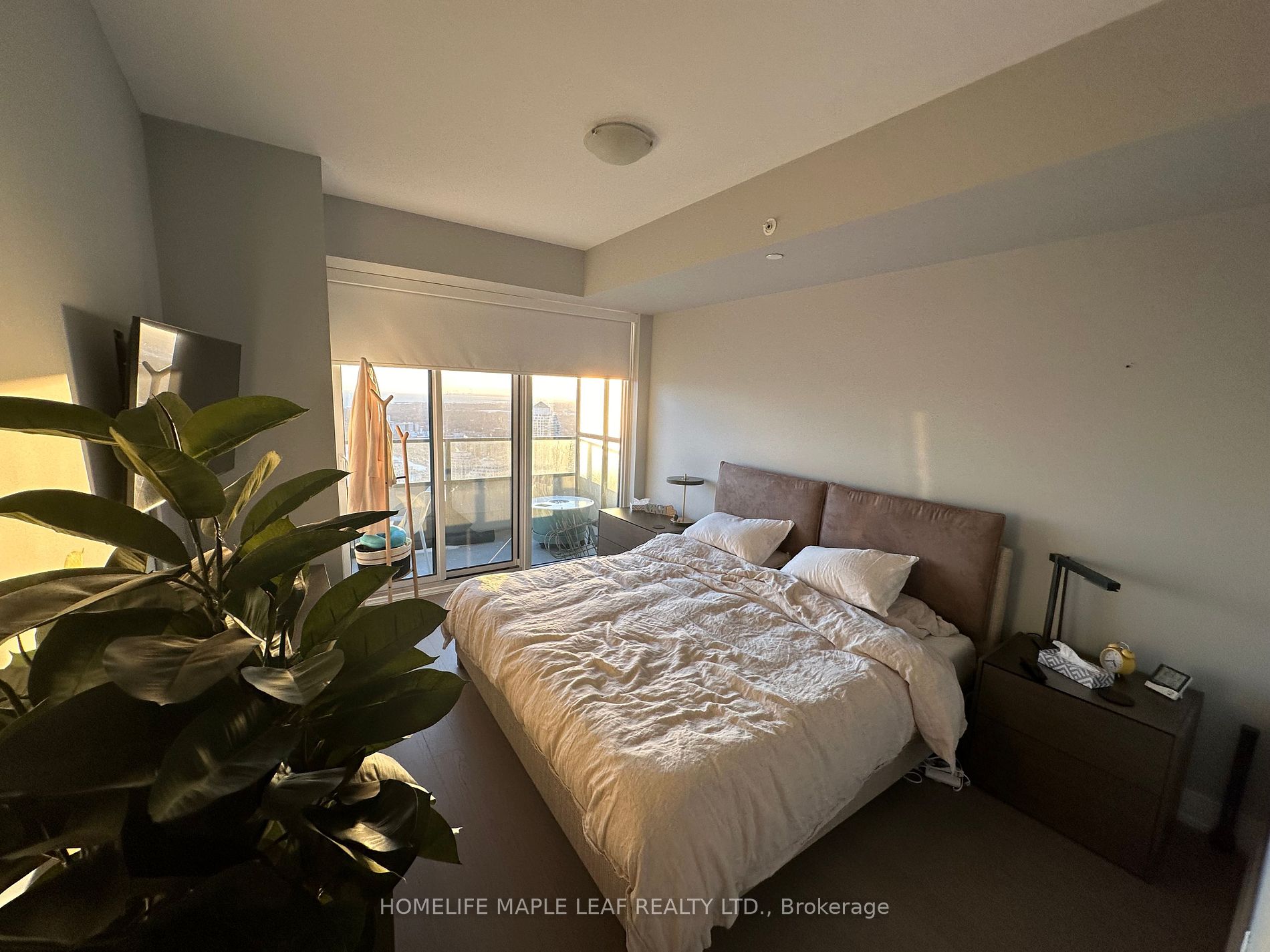 20 Shore Breeze Drive #3510