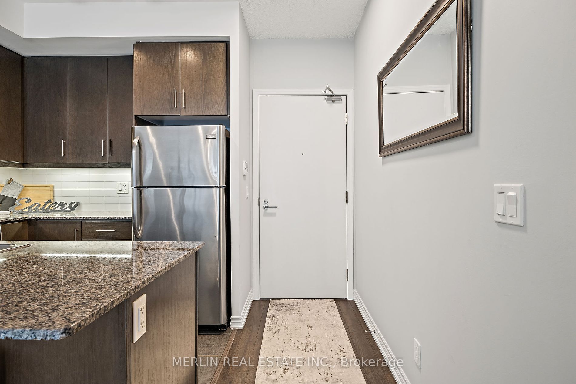 15 James Finlay Way, #1015