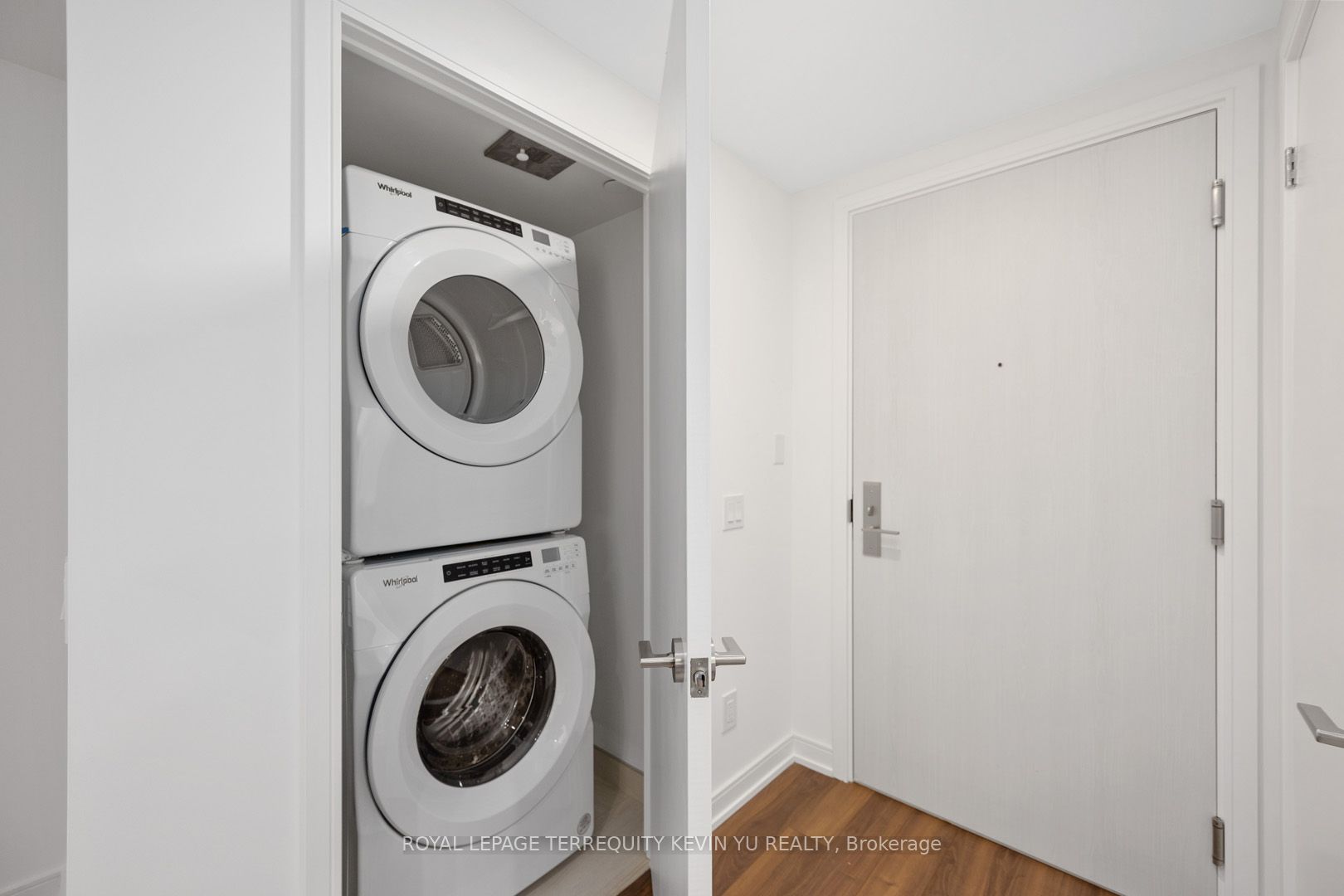 30 Samuel Wood Way #1907