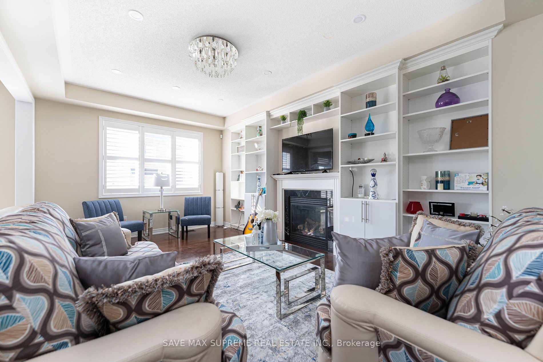 4 Ingleside Rd N