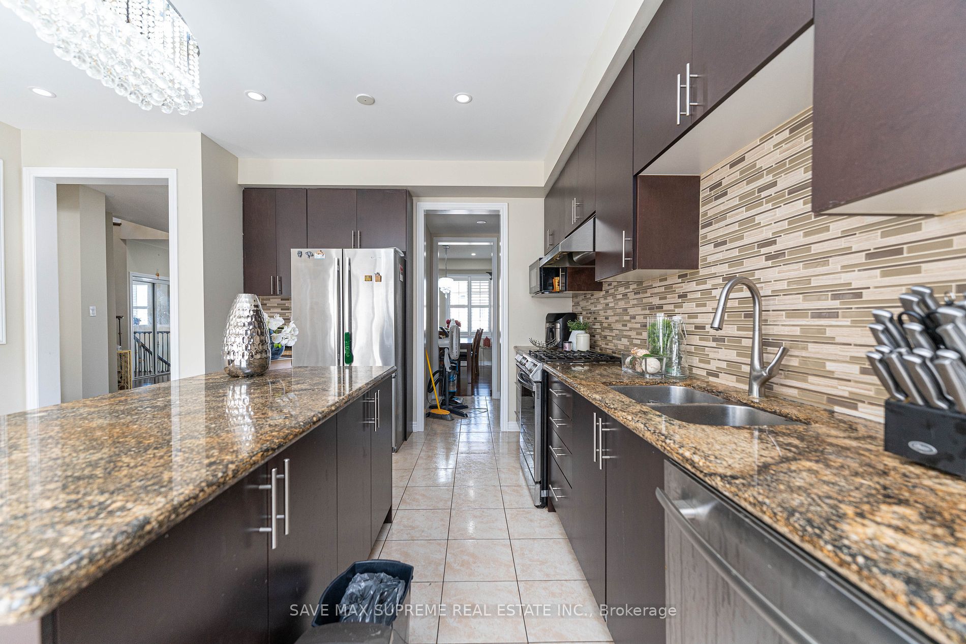 4 Ingleside Rd N