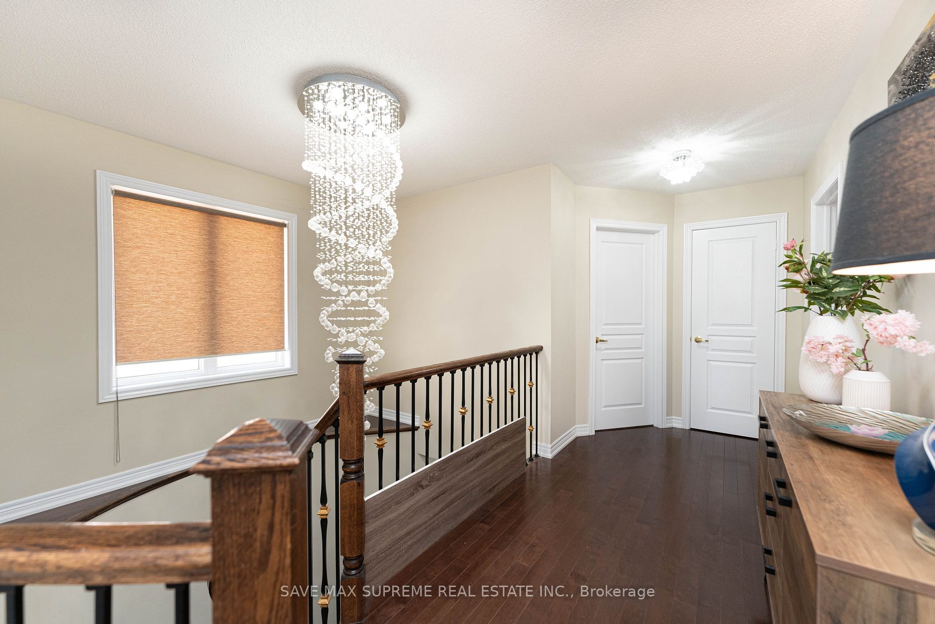 4 Ingleside Rd N